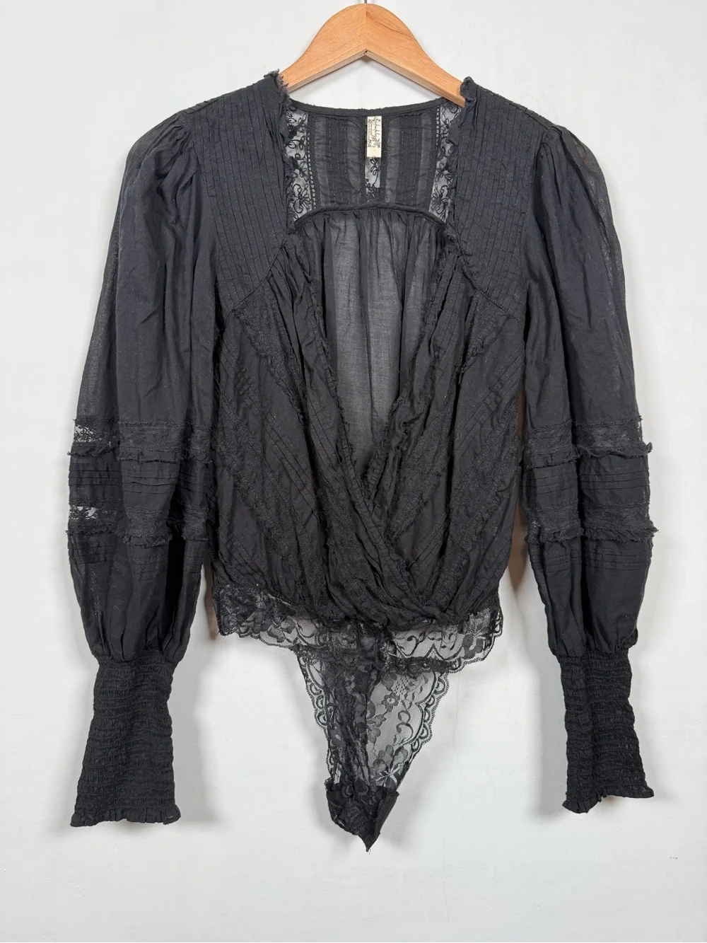 Free People The Eloise Smocked Lace Bodysuit Black Long Sleeve Sz S
